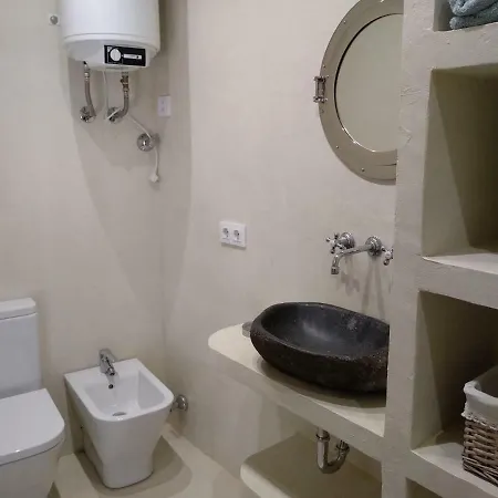 Peaceful Loft.begur Center. Garden, Parking -b11/1 Apartamento