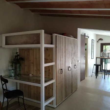 Apartment Peaceful Loft.begur Center. Garden, Parking -b11/1